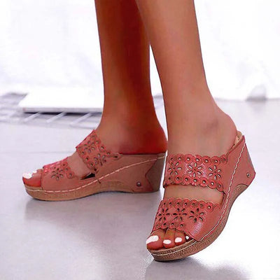 Heidi Sommersandalen mit Keilabsatz und Fischmaul-Design