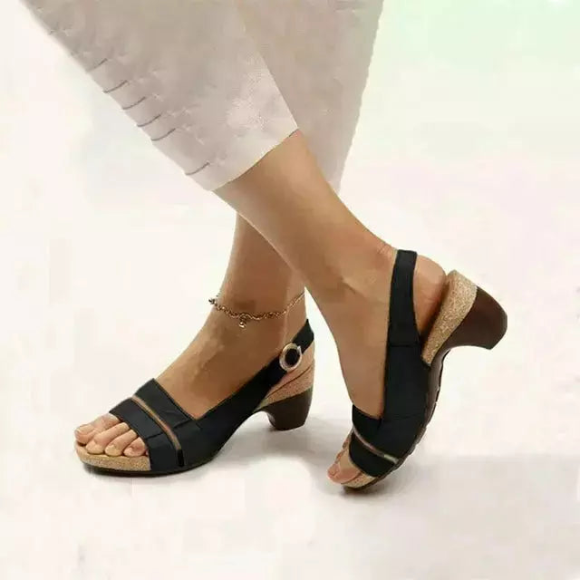 Heidi Sandalen Mit Klobigem Absätzen
